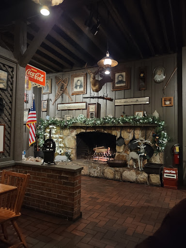 American Restaurant «Cracker Barrel Old Country Store», reviews and photos, 6175 McDonough Dr NW, Norcross, GA 30093, USA