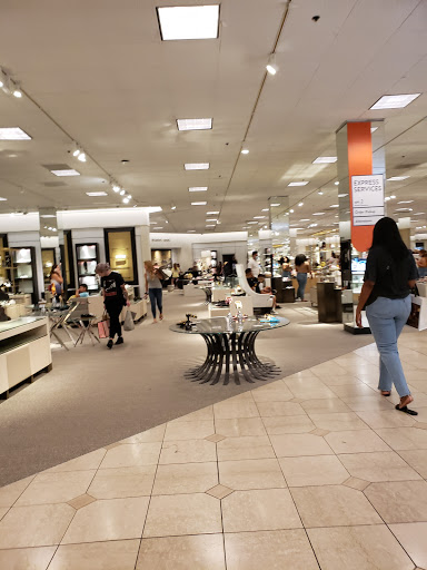 Department Store «Nordstrom», reviews and photos, 501 Garden State Plaza Blvd, Paramus, NJ 07652, USA