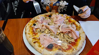 Pizza du Pizzeria Henri IV à Dieppe - n°14