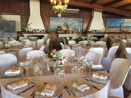 Información y opiniones sobre Restaurante Puerto Niza de Benajarafe