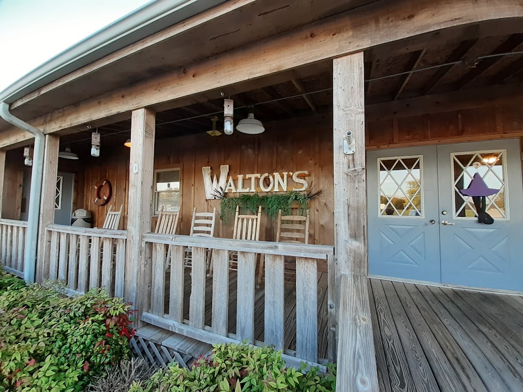 Waltons Restaurant 35652