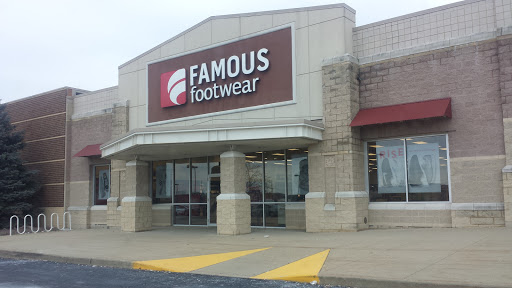 Famous Footwear, 2362 N Richmond Rd, McHenry, IL 60051, USA, 