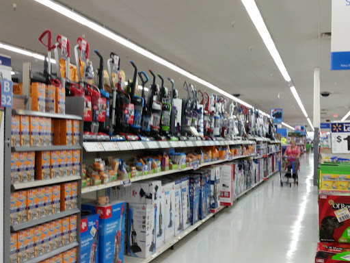 Department Store «Walmart Supercenter», reviews and photos, 1210 Mineral Wells Ave, Paris, TN 38242, USA