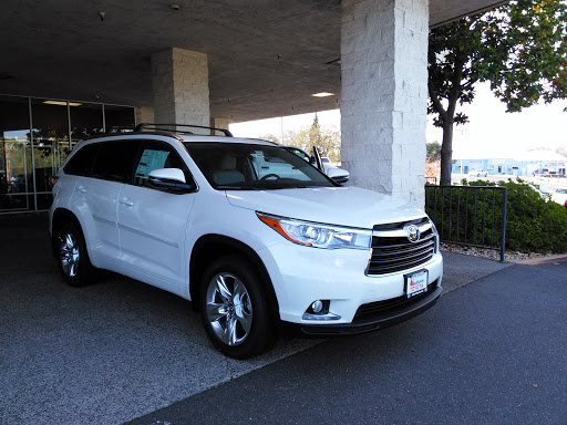 Toyota Dealer «Auburn Toyota», reviews and photos, 800 Nevada St, Auburn, CA 95603, USA