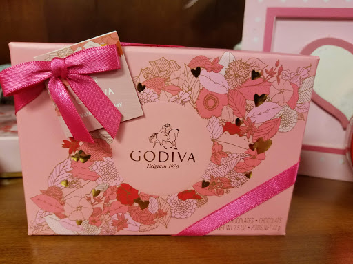 Florist «Country Village Florist and Gifts, Inc.», reviews and photos, 212 E Main St, East Islip, NY 11730, USA