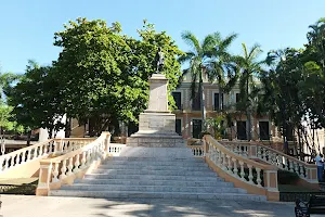 Parque Manuel Cepeda Peraza image