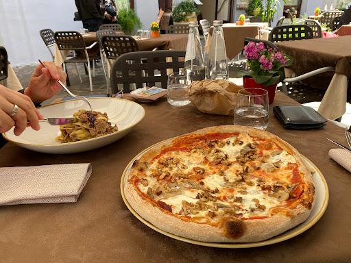 Ristorante e Pizza Antico Pozzo in Trento, Provincia Autonoma di Trento