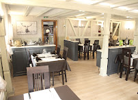 Photos du propriétaire du Restaurant français Hostellerie du Cerf Blanc à Neuhaeusel - n°1