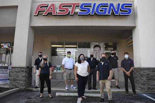 FASTSIGNS