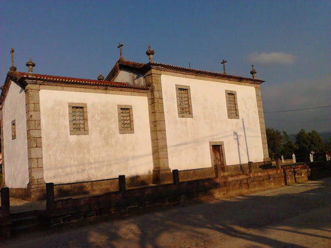 Avaliações doIgreja Paroquial De São Pedro De Aboim em Mangualde - Igreja