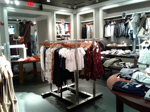 Shopping Mall «Paradise Valley Mall», reviews and photos, 4568 E Cactus Rd, Phoenix, AZ 85032, USA