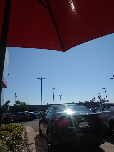 Toyota Dealer «Inver Grove Toyota», reviews and photos, 1037 MN-110, Inver Grove Heights, MN 55077, USA