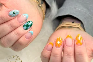 Serenity Nails image