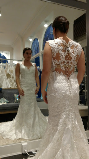 Bridal Shop «Tulle Bridal», reviews and photos, 362 N Main St, Andover, MA 01810, USA