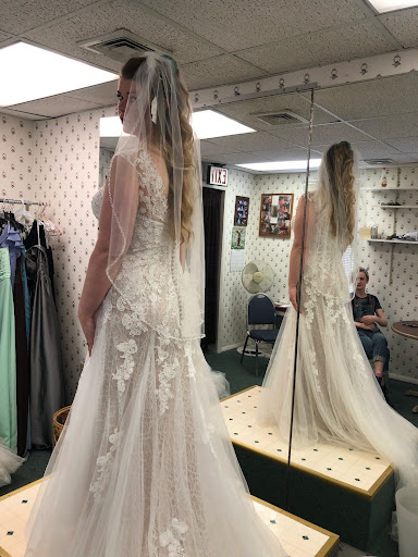 Bridal Shop «Victorian Bridal Salon», reviews and photos, 943 Penn Ave, Reading, PA 19610, USA