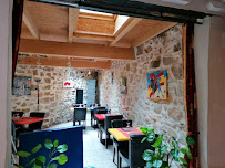 Atmosphère du Restaurant Chez Jean-Marc à Bize-Minervois - n°2