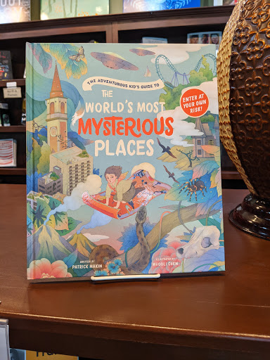 Book Store «FoxTale Book Shoppe», reviews and photos, 105 E Main St, Woodstock, GA 30188, USA