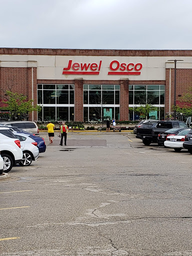 Grocery Store «Jewel-Osco», reviews and photos, 125 E Stearns Rd, Bartlett, IL 60103, USA