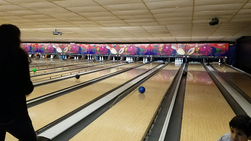 Bowling Alley «300 Bowl», reviews and photos, 902 Wilson Rd, Conroe, TX 77301, USA