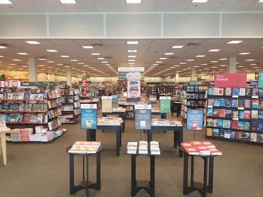 Book Store «Barnes & Noble», reviews and photos, 5301 Belt Line Rd #118, Dallas, TX 75254, USA