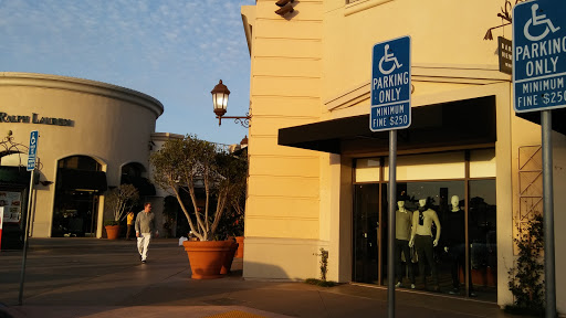 Shopping Mall «Carlsbad Premium Outlets», reviews and photos, 5620 Paseo Del Norte, Carlsbad, CA 92008, USA