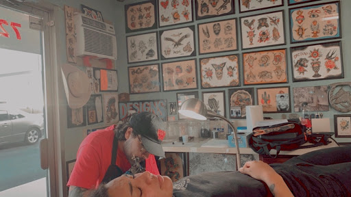 Tattoo Shop «Old Towne Tattoo Parlor», reviews and photos, 722 W Chapman Ave, Orange, CA 92868, USA