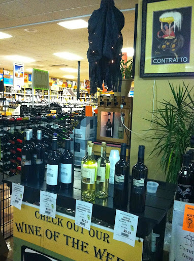 Wine Store «Gates Circle Wine and Liquor», reviews and photos, 1430 Delaware Ave, Buffalo, NY 14209, USA