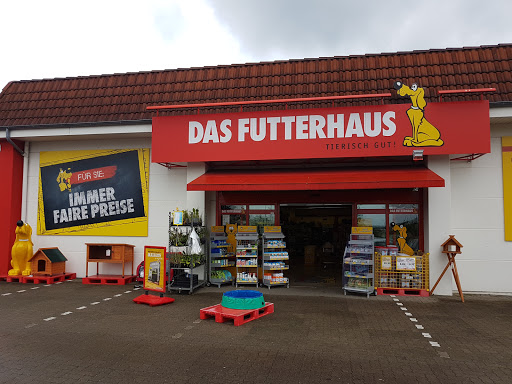 DAS FUTTERHAUS - Zeven unter Zeven, 