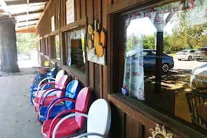 Wagon Wheel Country Cafe image