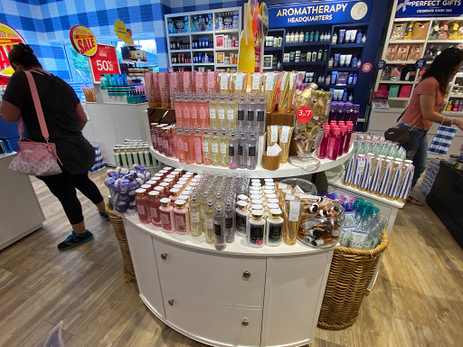 Bath & Body Works