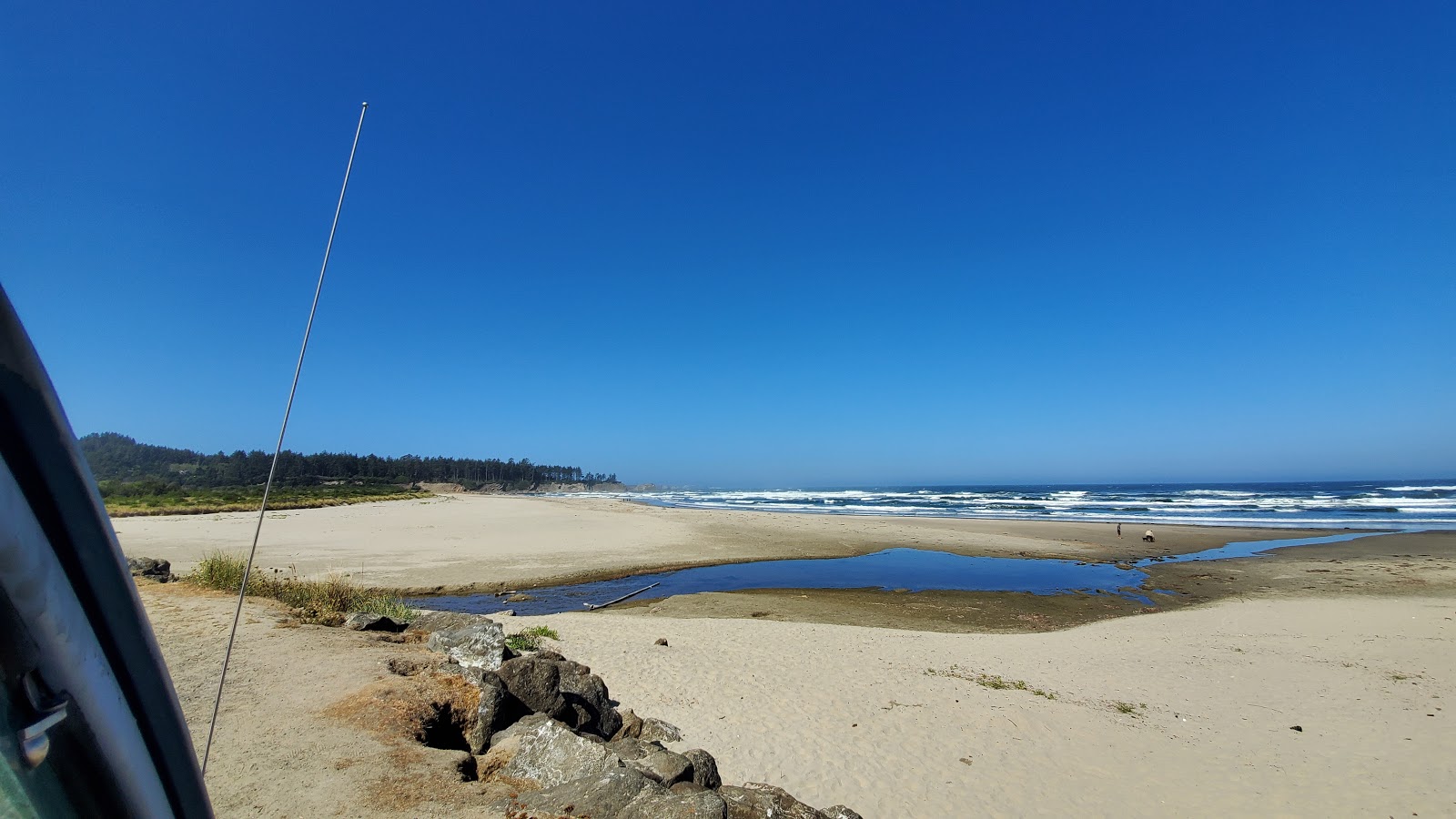 Foto de Bastendorff Beach e o assentamento