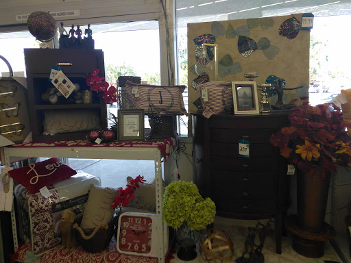 Home Goods Store «Tuesday Morning», reviews and photos, 1000 E Rte 66, Glendora, CA 91740, USA
