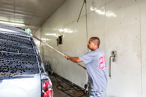 Car Wash «Splash Car Wash», reviews and photos, 250 N Merchants Dr, Oswego, IL 60543, USA