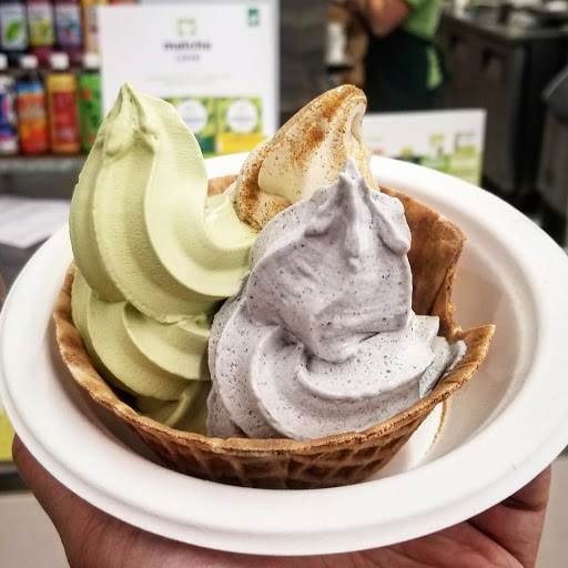 Japanese Grocery Store «Mitsuwa Marketplace», reviews and photos, 675 Saratoga Ave, San Jose, CA 95129, USA