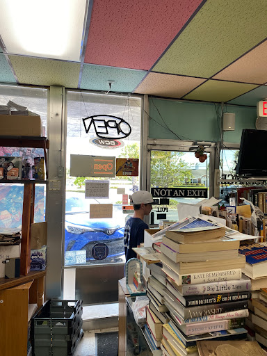 Book Store «Book Exchange & Comic Shop», reviews and photos, 807 Northlake Blvd, North Palm Beach, FL 33408, USA