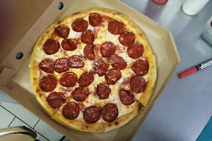 Stromboli pizza image