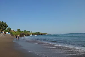 Pantai Kedungu image