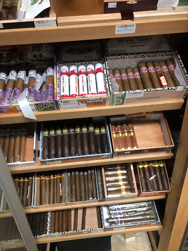 Wine Store «California Wine & Spirits», reviews and photos, 23123 Camden Way, California, MD 20619, USA