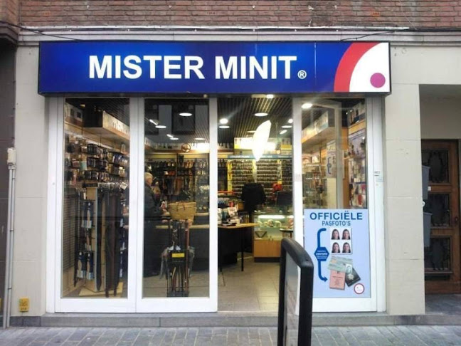 Beoordelingen van MISTER MINIT Oostende | Sleutel- Horloge- & Schoenmaker in Brugge - Schoenenwinkel