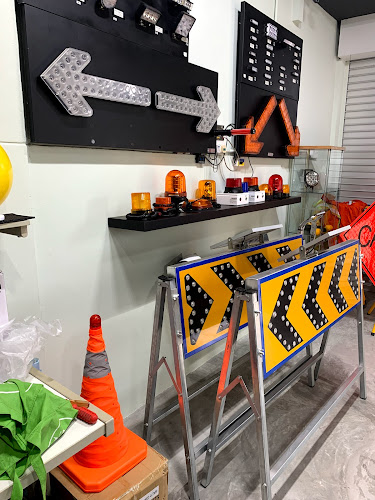 Comentarii opinii despre Singtech (YSH Pte Ltd)