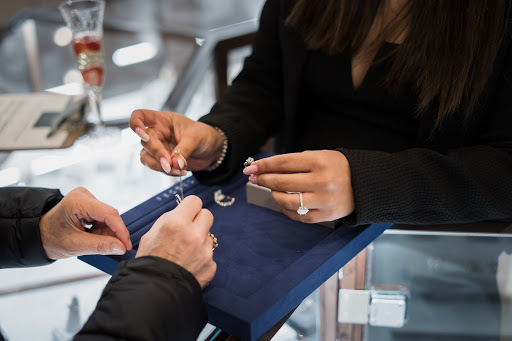 Jewelry Store «Facets Fine Handcrafted Jewelry», reviews and photos, 97 7th Ave, Brooklyn, NY 11215, USA