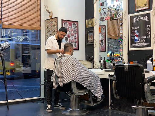 Men s hairdressing salons Berlin