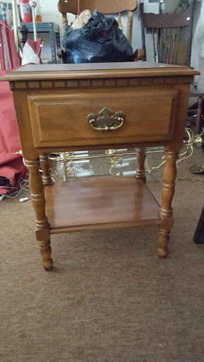 Thrift Store «Re-Use Thrift & Consignment», reviews and photos, 5047 Forest Hill Ave, Richmond, VA 23225, USA