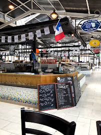 Atmosphère du Restaurant Le Bouchon du Marché à Arcachon - n°19