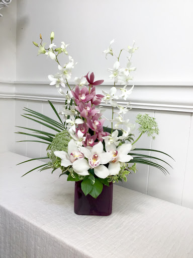 Florist «LaVassar Florists», reviews and photos, 7530 20th Ave NE, Seattle, WA 98115, USA