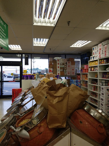 Indian Grocery Store «Patel Brothers», reviews and photos, 1850 S Hurstbourne Pkwy, Louisville, KY 40220, USA