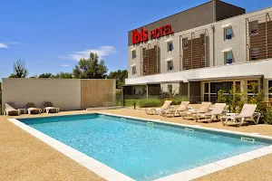 ibis Istres Trigance image