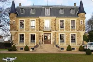 Château des Tourelles image