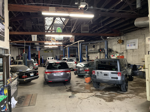 160 N Elizabeth St, Chicago, IL 60607, USA