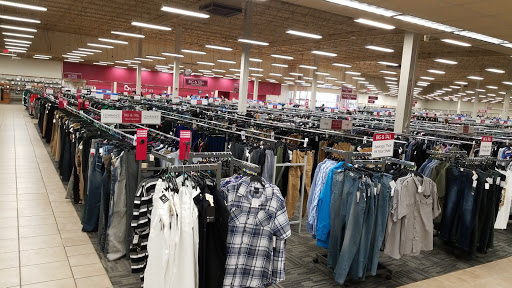 Clothing Store «Burlington Coat Factory», reviews and photos, 940 Silver Ln, East Hartford, CT 06118, USA